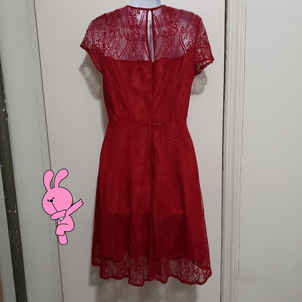 Red dress - Picture 2 of 5
